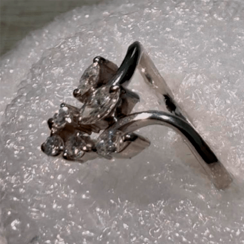 Anel em platina com Diamantes