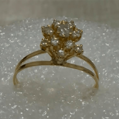 Chuveiro em ouro amarelo com diamantes