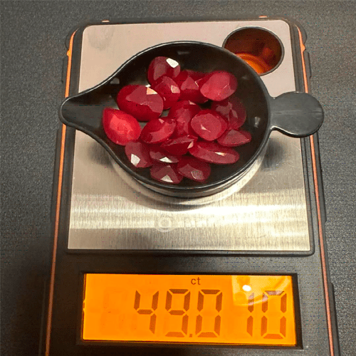 Lote de Rubis lapidados e calibrados